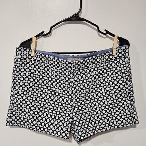 Banana Republic Business Casual Navy and White Geometric Women's Shorts Size 10